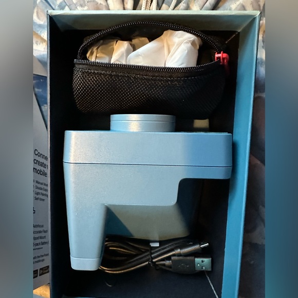 COPY - Polaroid now+ camera - Picture 2 of 2